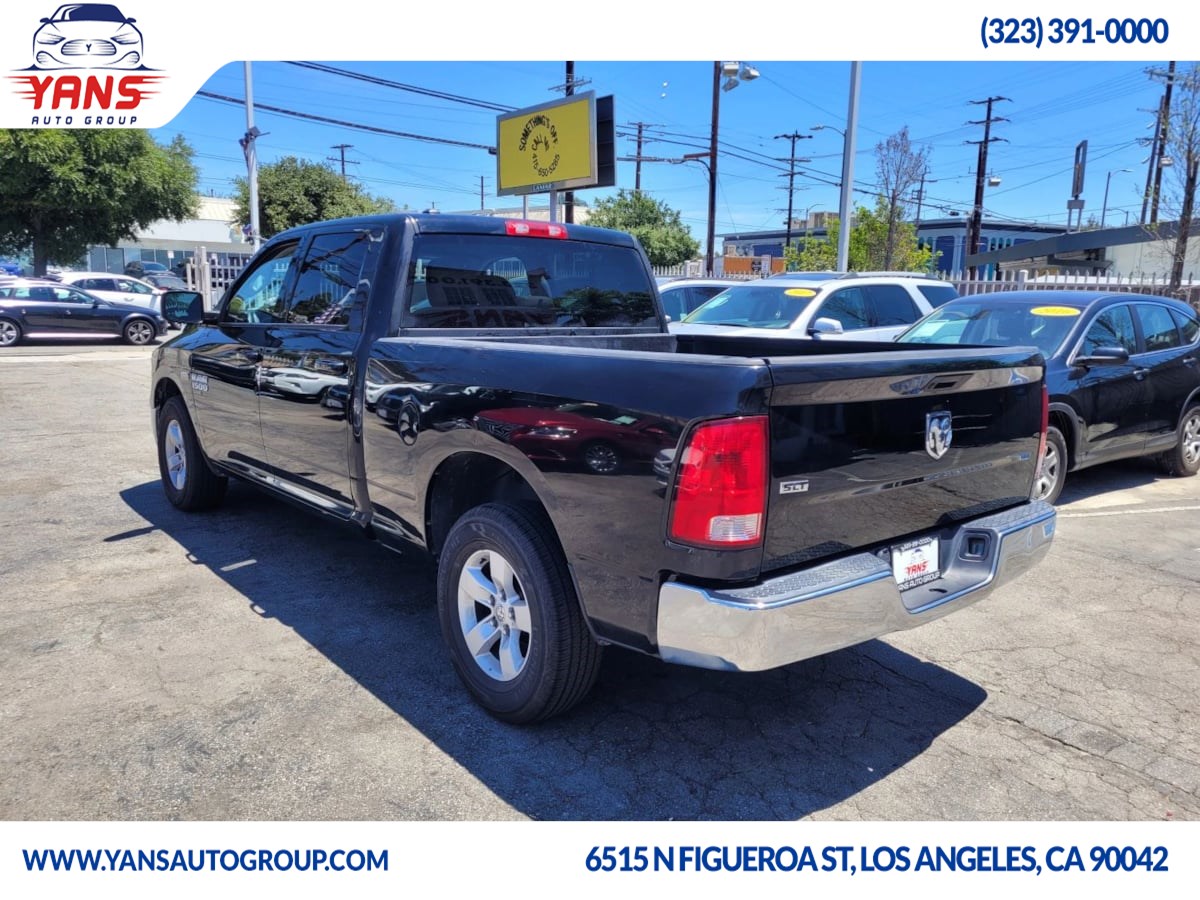 2021 Ram 1500 Classic SLT photo 5