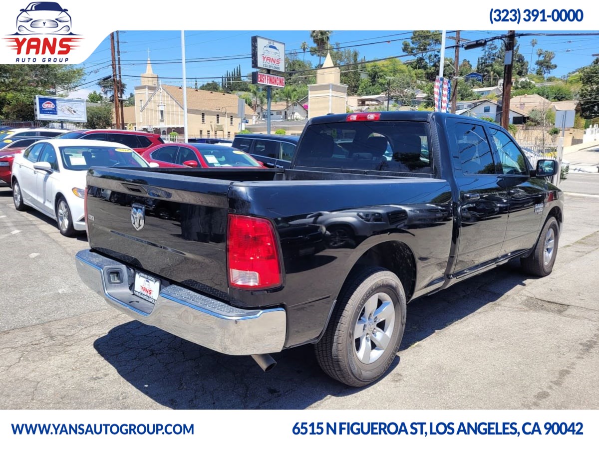 2021 Ram 1500 Classic SLT photo 3