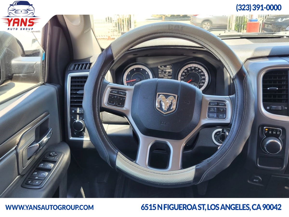 2021 Ram 1500 Classic SLT photo 8