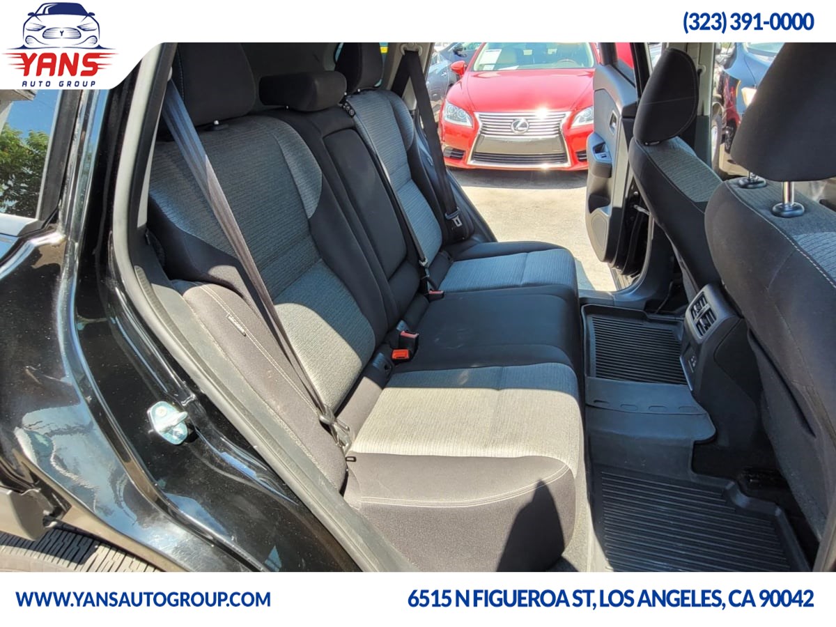 2021 Nissan Rogue SV photo 10