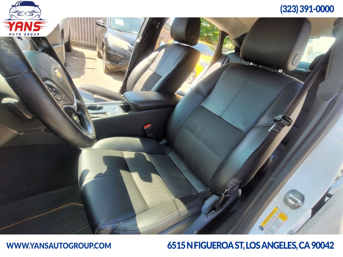 2019 Chevrolet Impala 1LT photo 12