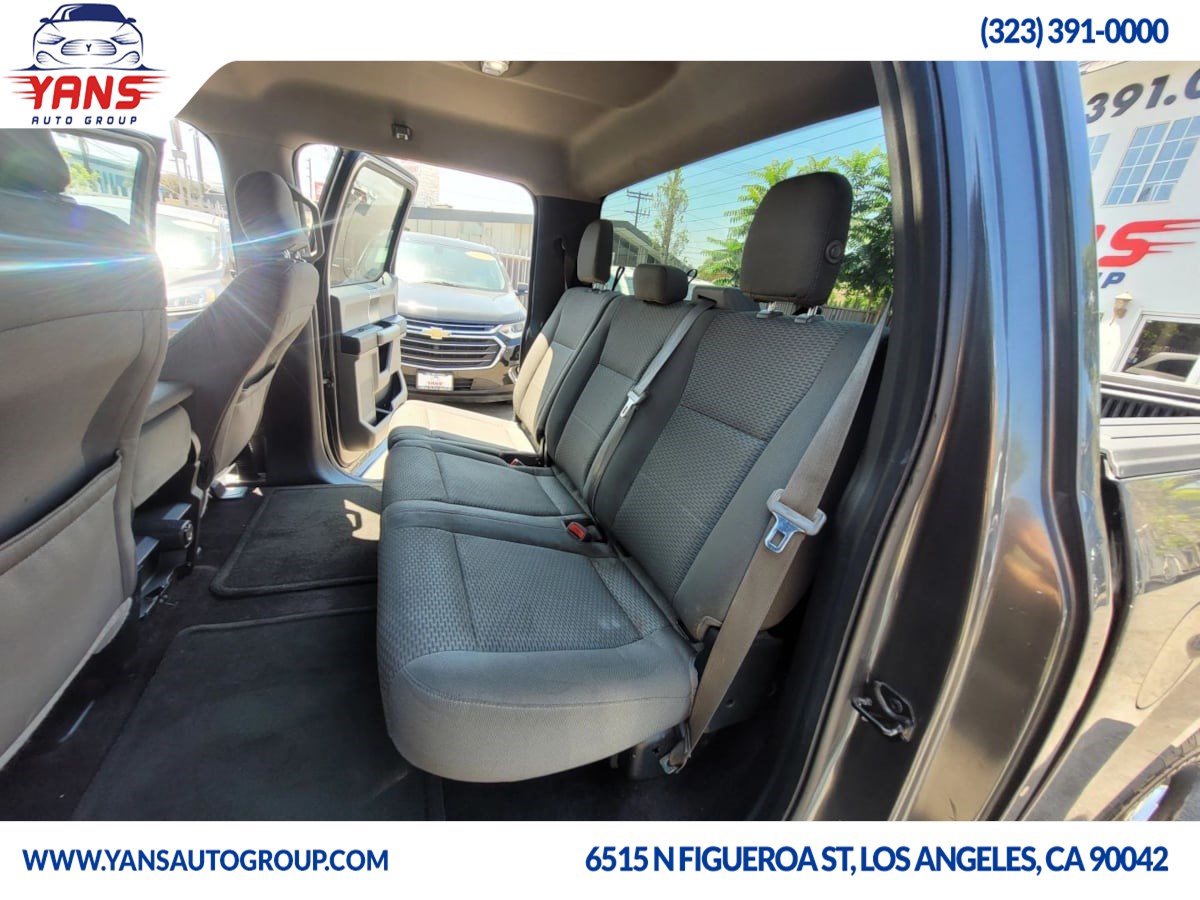 2016 Ford F-150 XLT photo 12