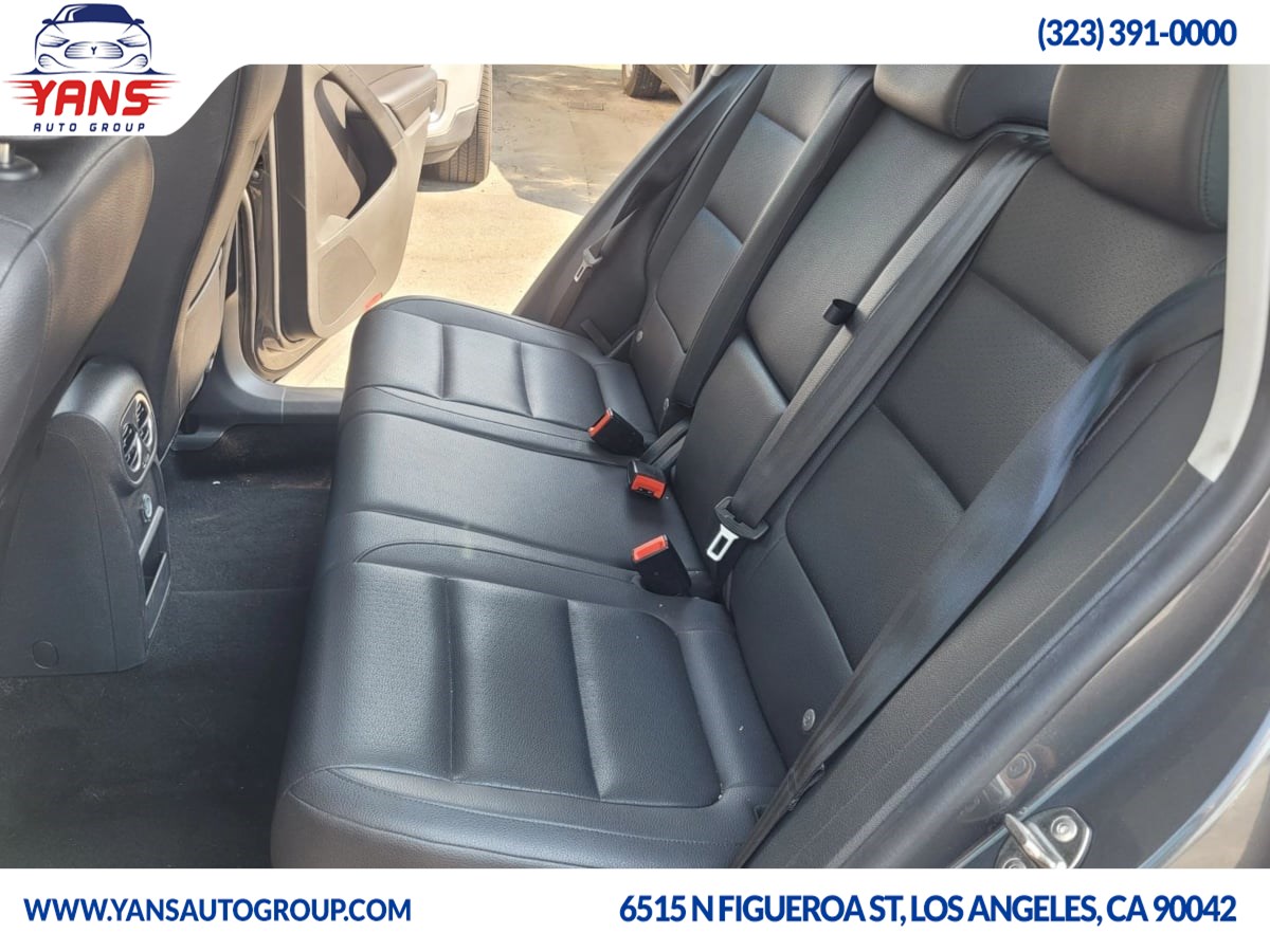 2016 Volkswagen Tiguan SE photo 14