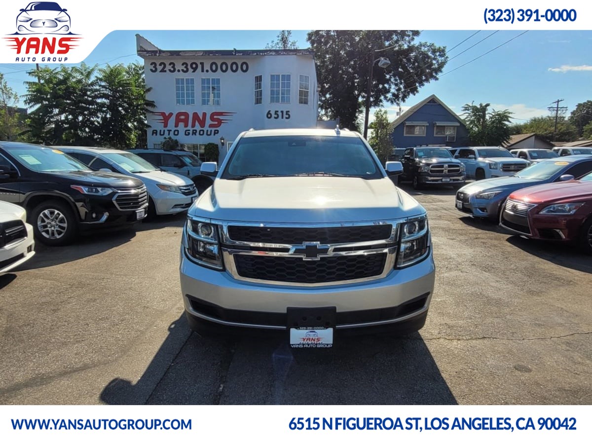 2015 Chevrolet Suburban LT photo 2
