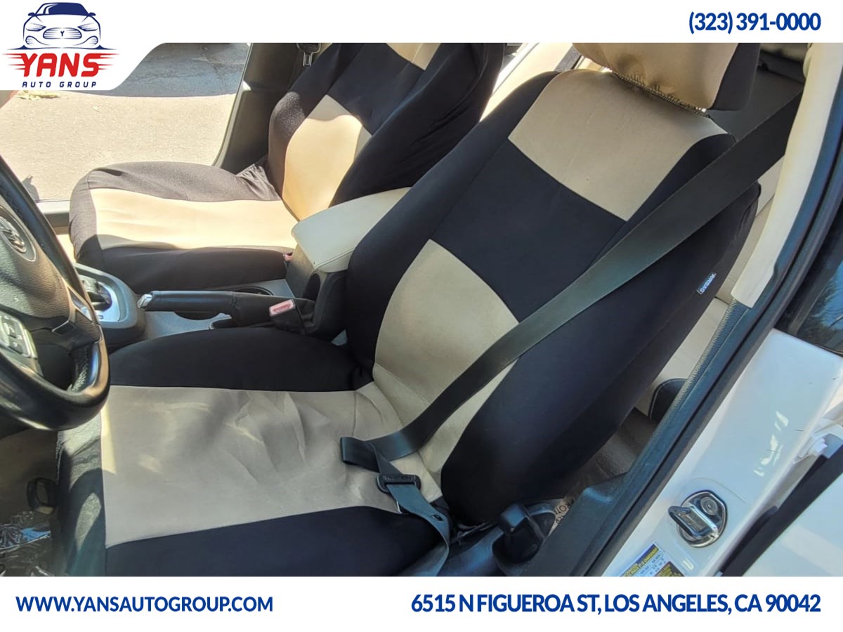 2012 Volkswagen Jetta SEL TDI photo 11