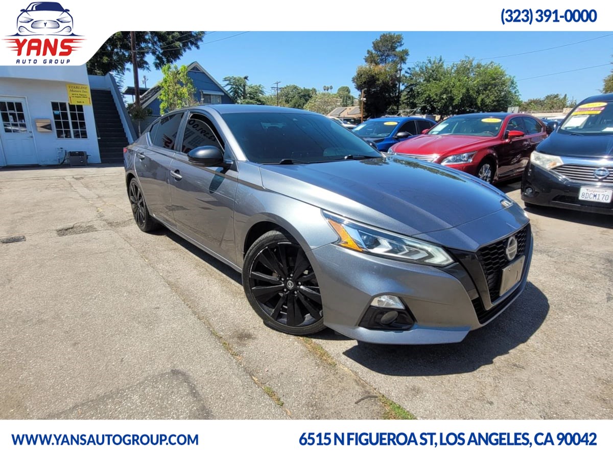2022 Nissan Altima 2.5 SR photo 3