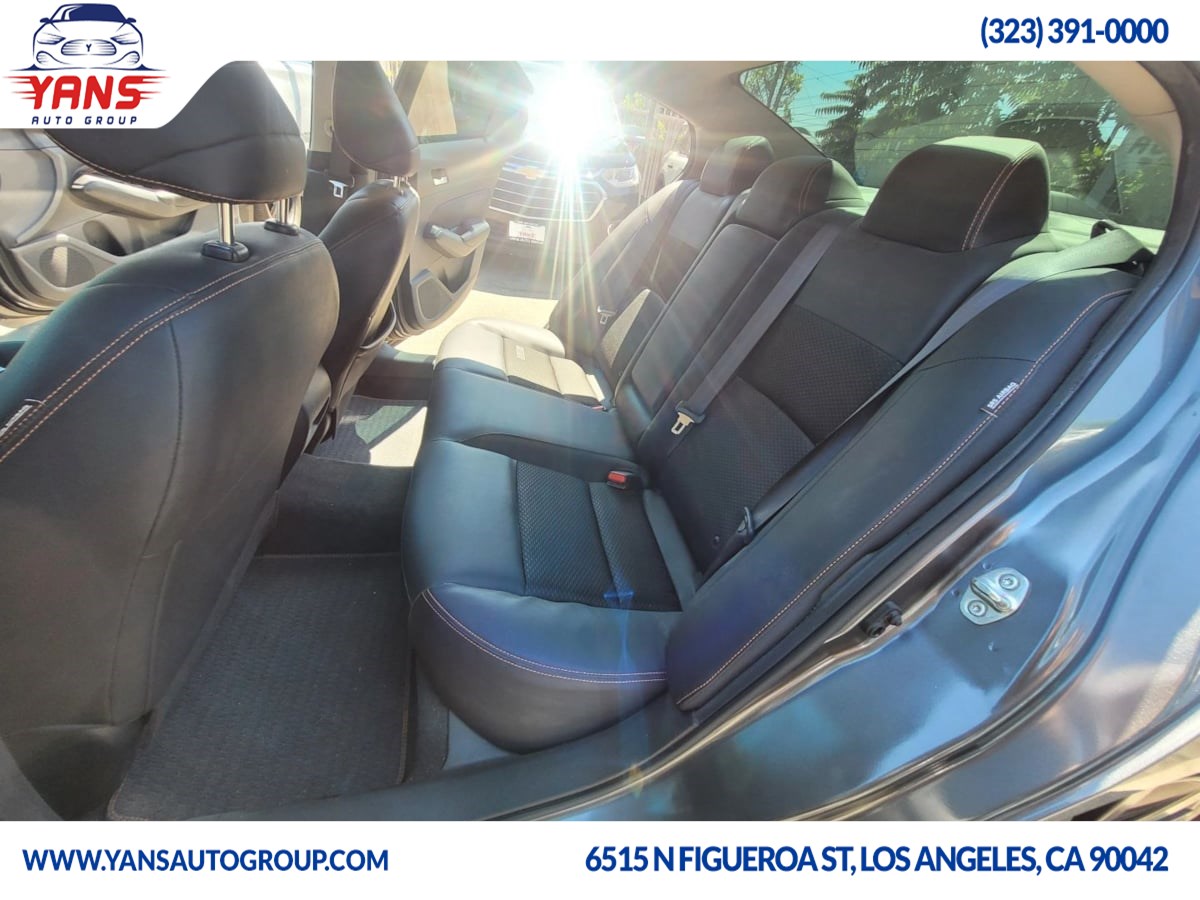 2022 Nissan Altima 2.5 SR photo 16