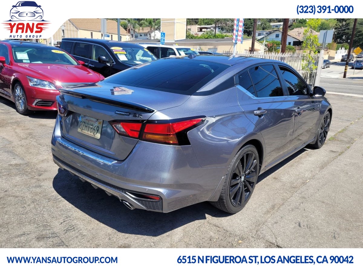 2022 Nissan Altima 2.5 SR photo 5