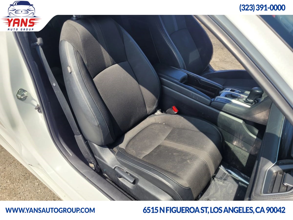 2019 Honda Civic Sport photo 10
