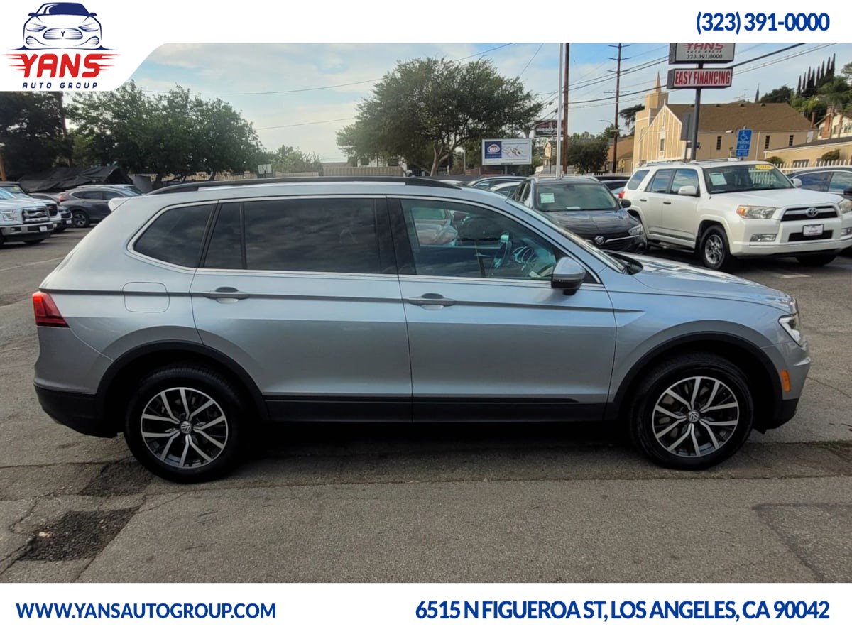 2019 Volkswagen Tiguan SEL R-Line photo 4