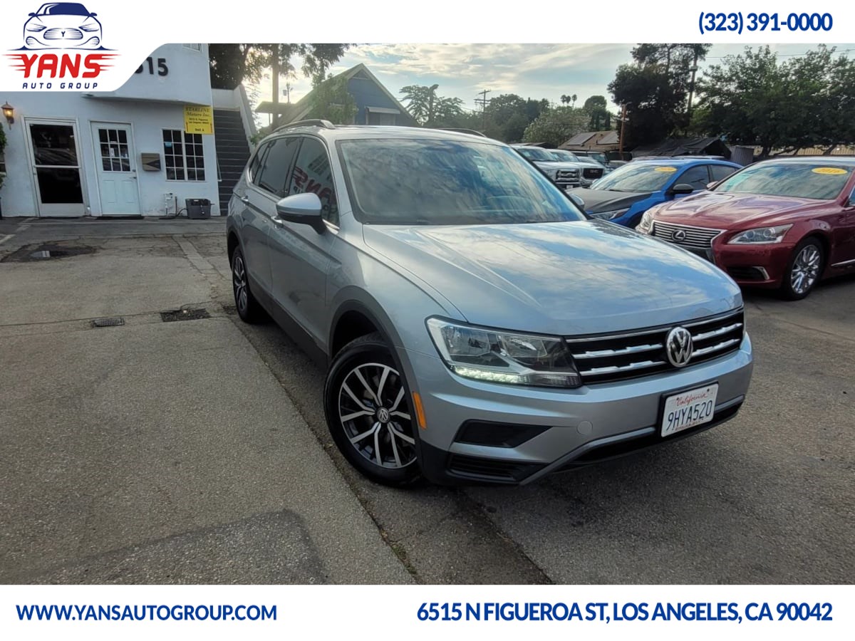 2019 Volkswagen Tiguan SEL R-Line photo 3