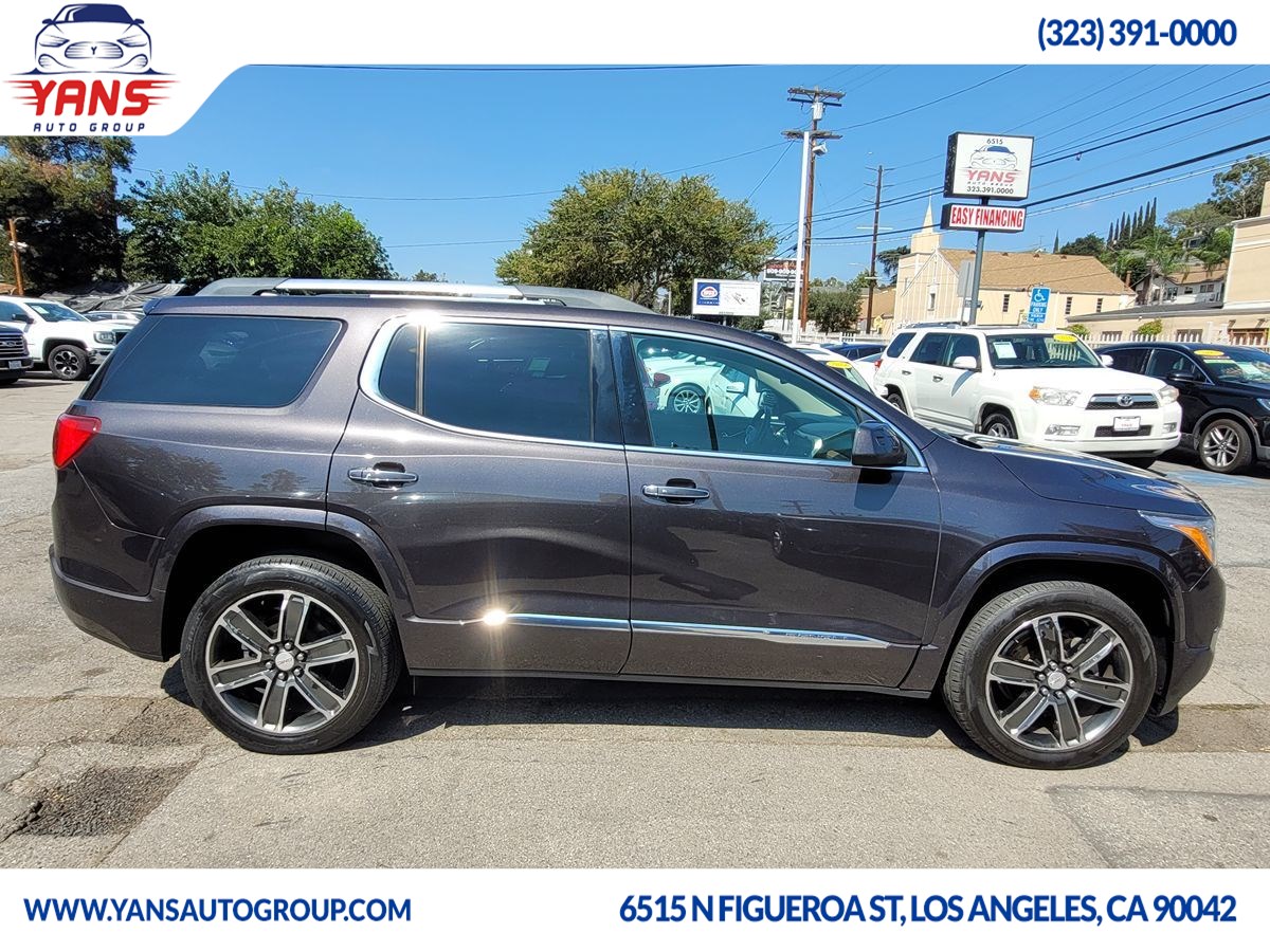 2017 Gmc Acadia Denali photo 4
