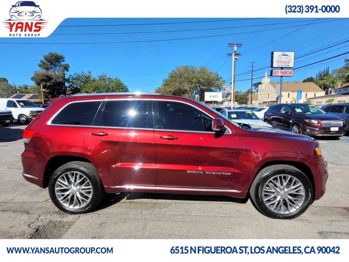 2017 Jeep Grand Cherokee Summit photo 3