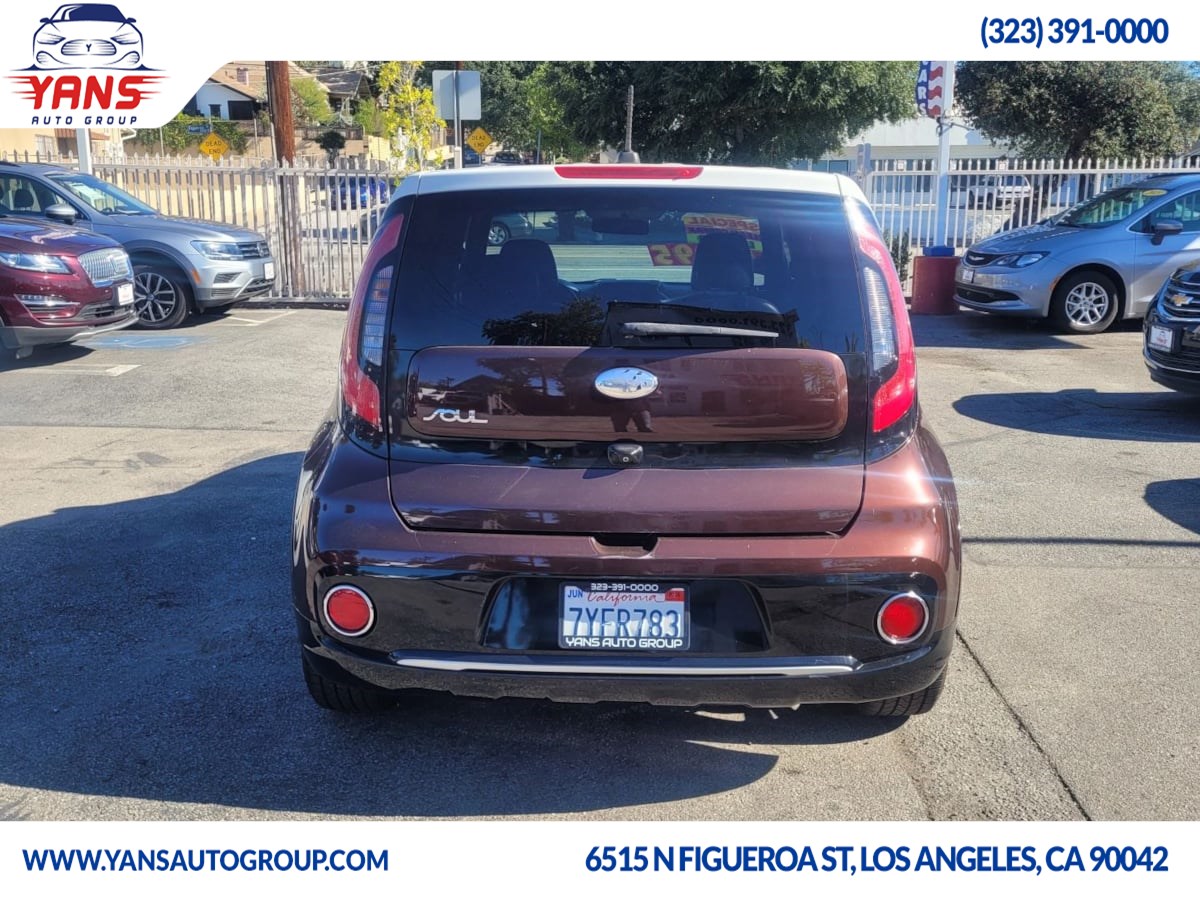 2017 Kia Soul Plus photo 4