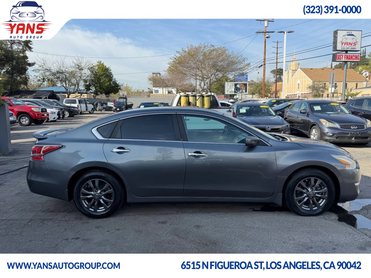 2015 Nissan Altima 2.5 S photo 4