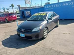 2011 Toyota Corolla LE photo 4