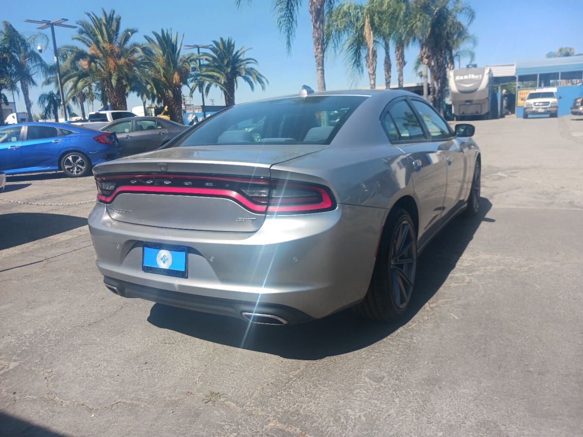 2018 Dodge Charger SXT Plus photo 7