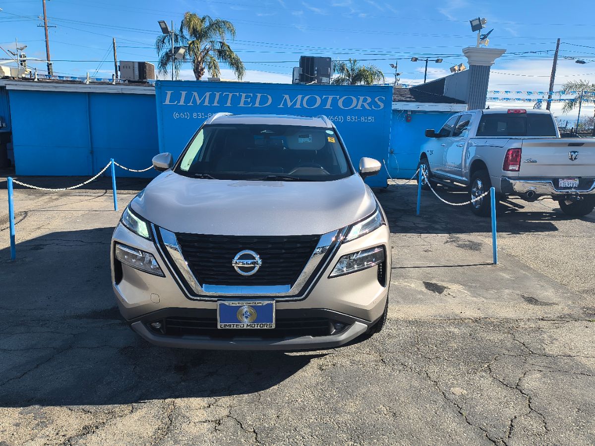 2021 Nissan Rogue SL photo 2