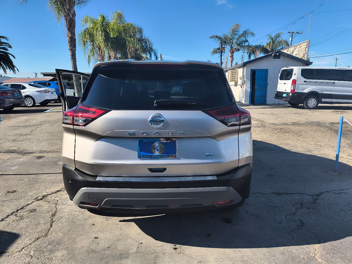 2021 Nissan Rogue SL photo 5