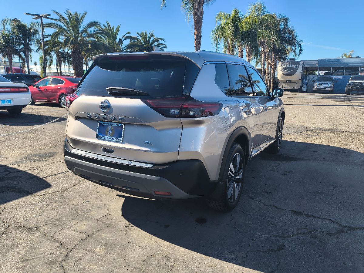 2021 Nissan Rogue SL photo 6