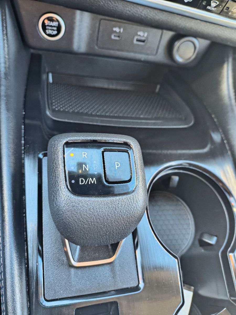2021 Nissan Rogue SL photo 16