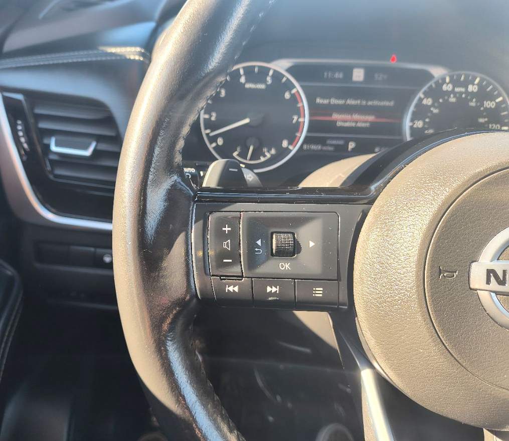 2021 Nissan Rogue SL photo 10