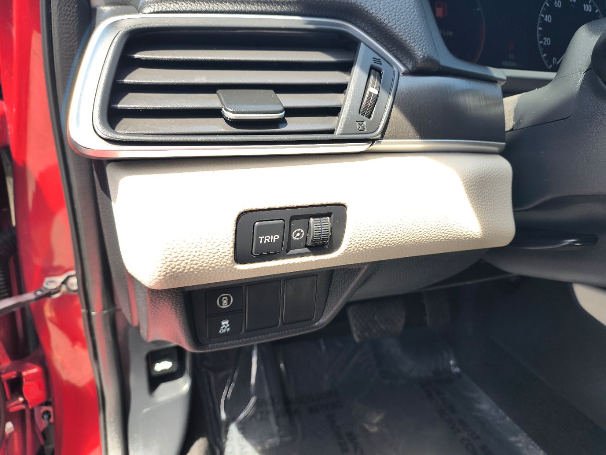 2018 Honda Accord LX 1.5T photo 21
