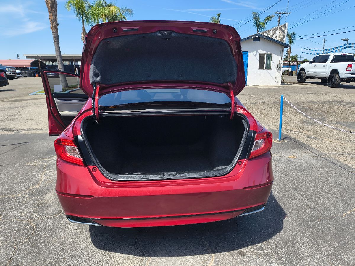 2018 Honda Accord LX 1.5T photo 31