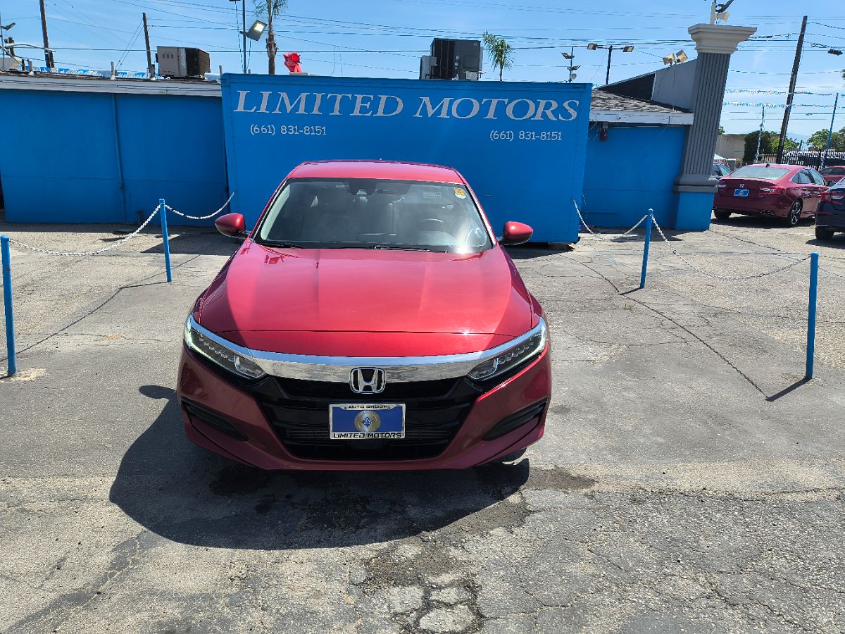 2018 Honda Accord LX 1.5T photo 2
