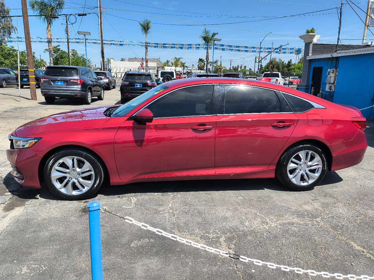 2018 Honda Accord LX 1.5T photo 4