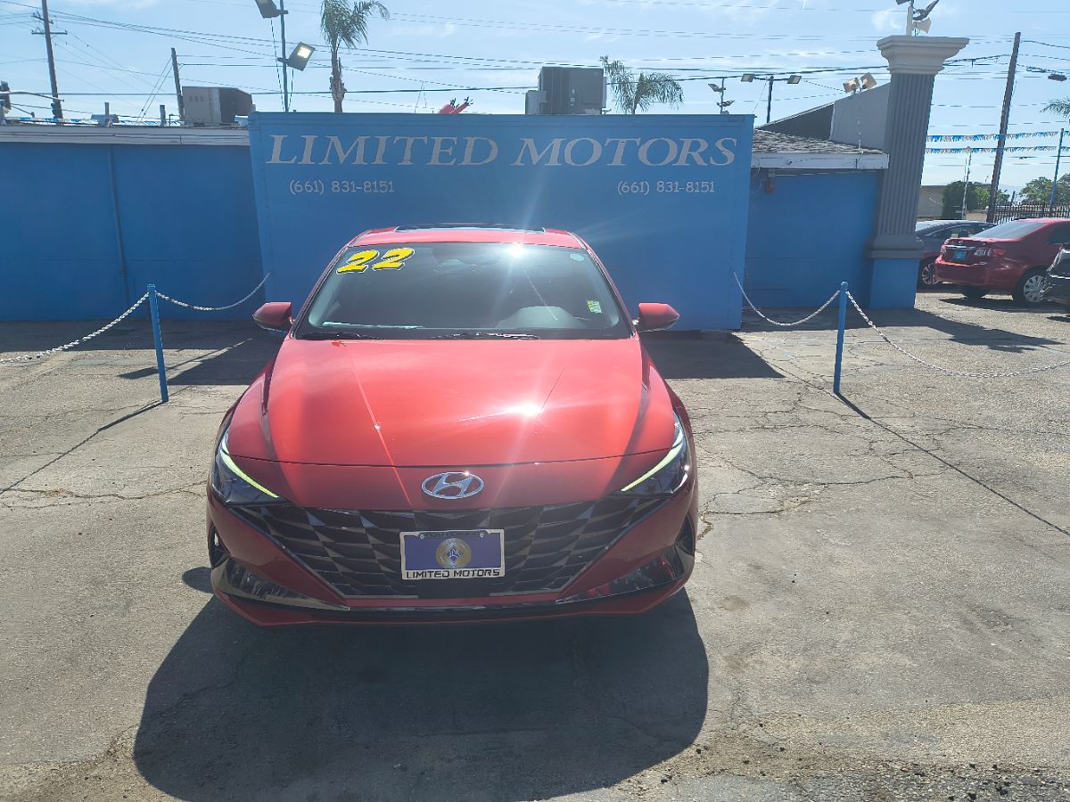 2022 Hyundai Elantra Limited photo 2