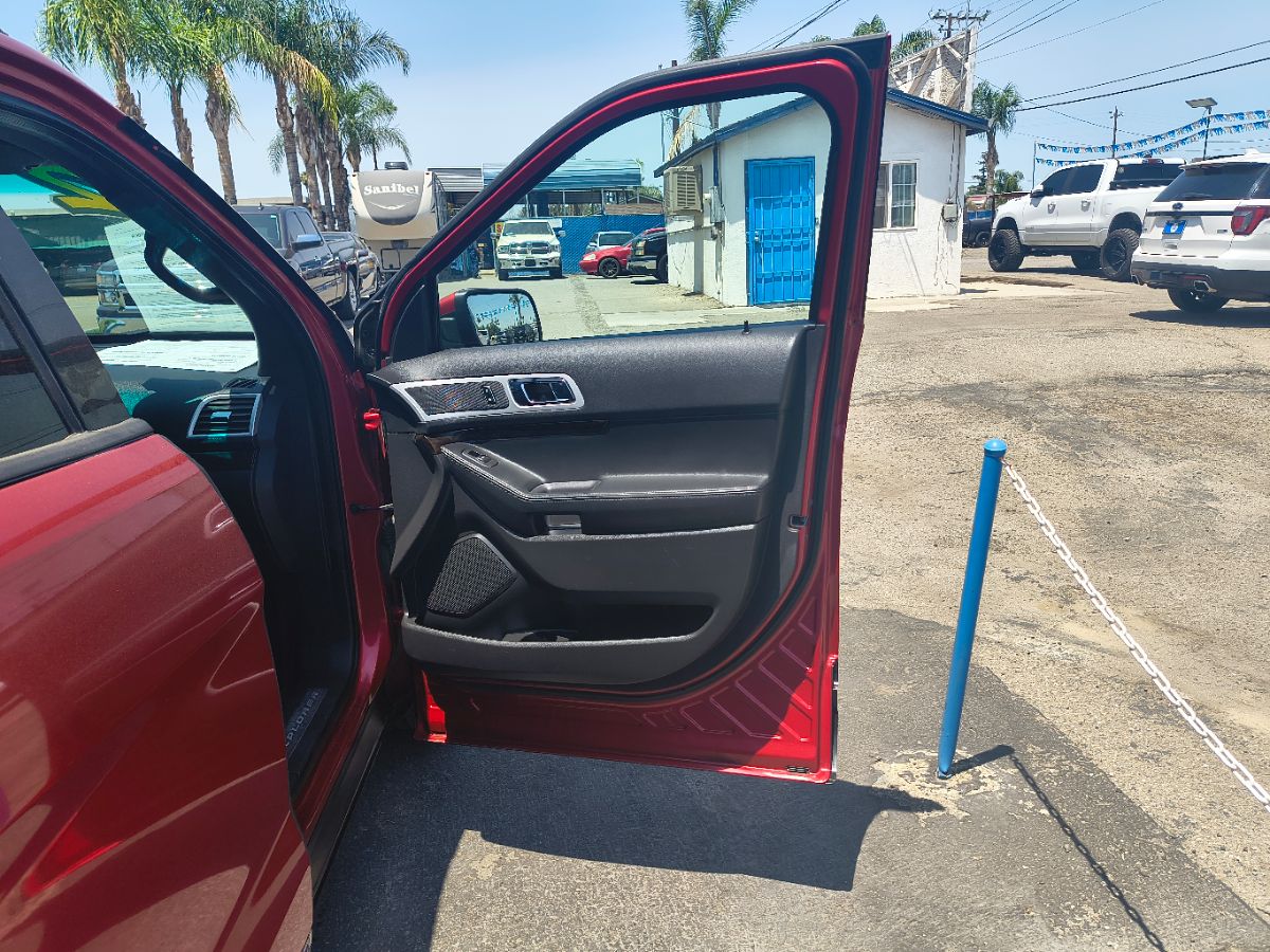 2012 Ford Explorer Limited photo 27