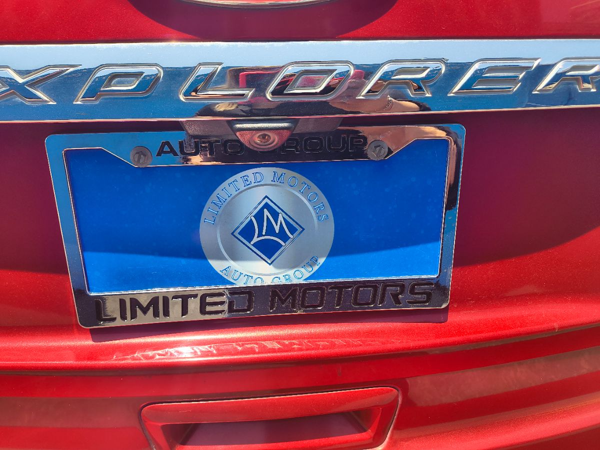 2012 Ford Explorer Limited photo 8