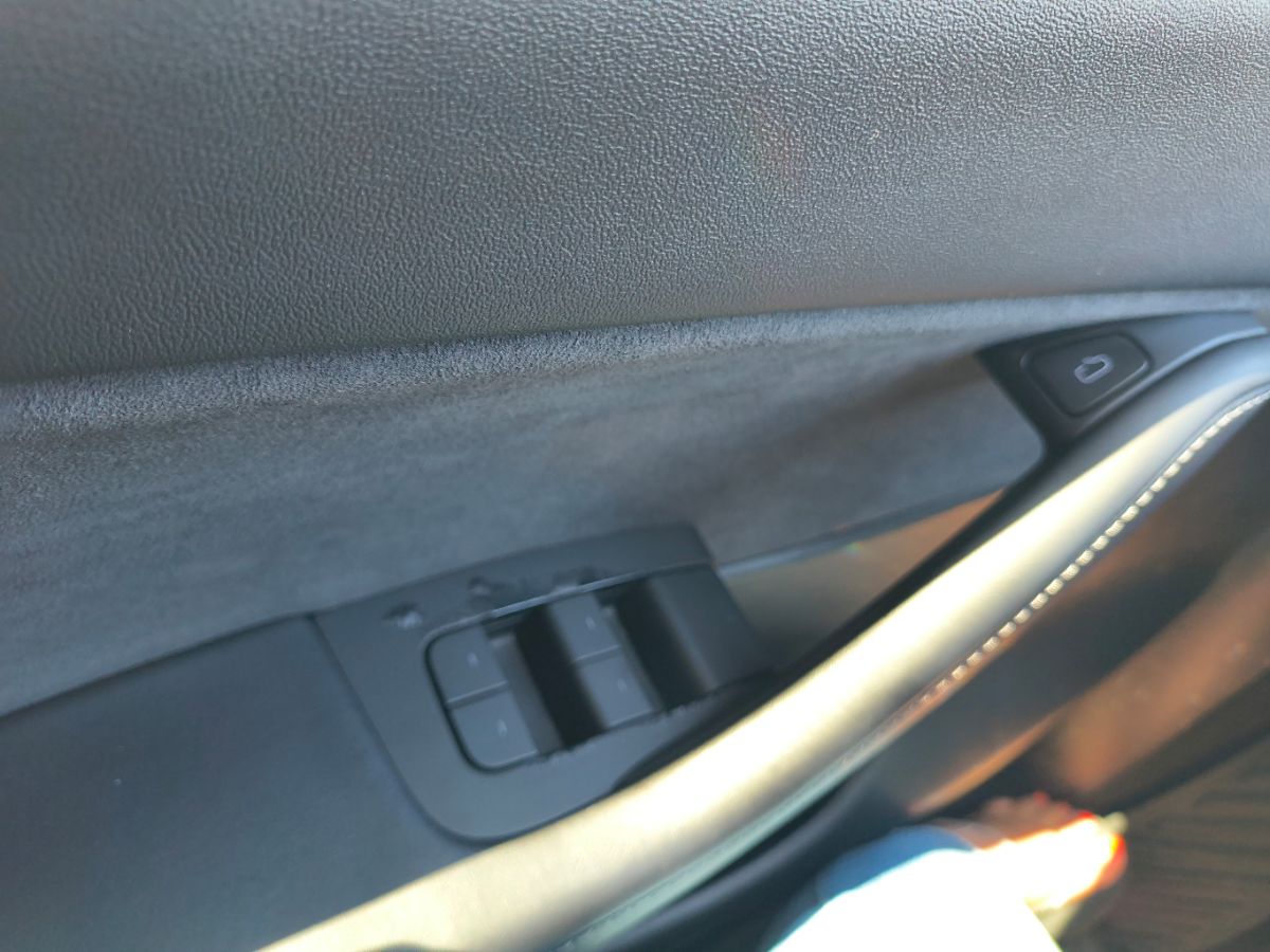 2022 Tesla Model Y Performance photo 22