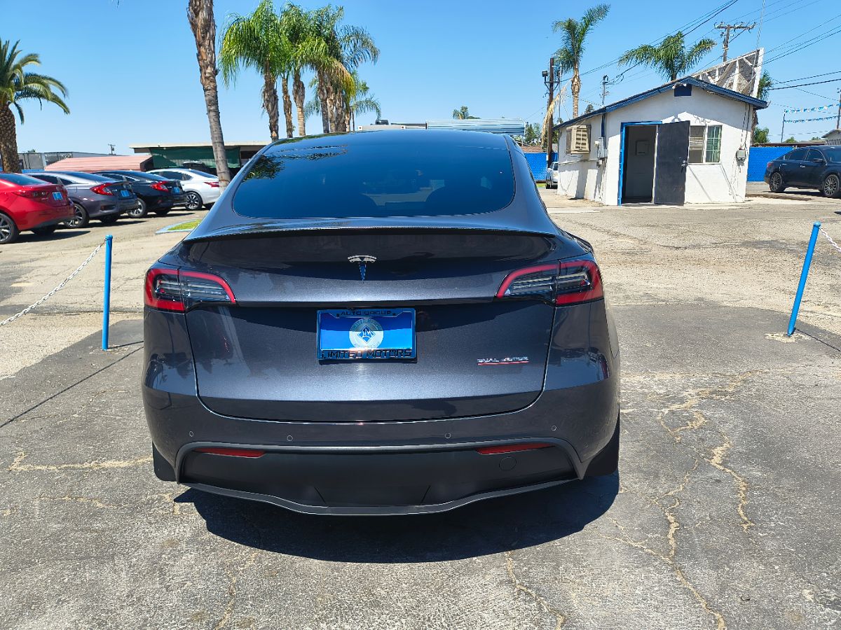 2022 Tesla Model Y Performance photo 5