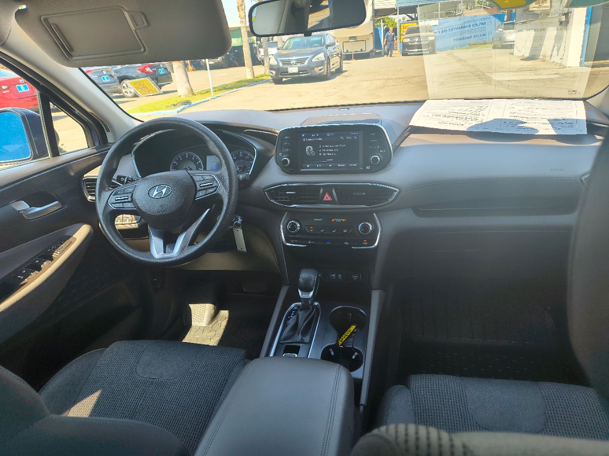 2019 Hyundai Santa Fe SE photo 9