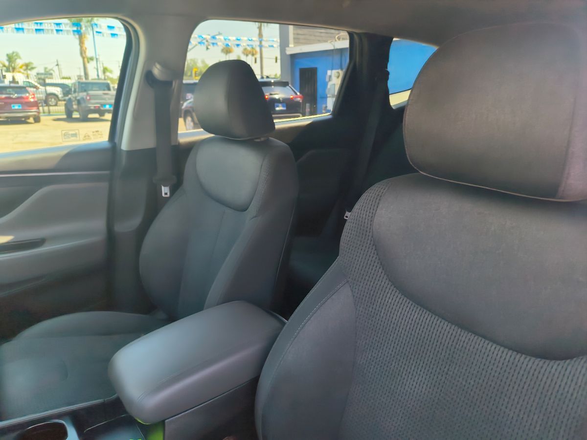2019 Hyundai Santa Fe SE photo 21