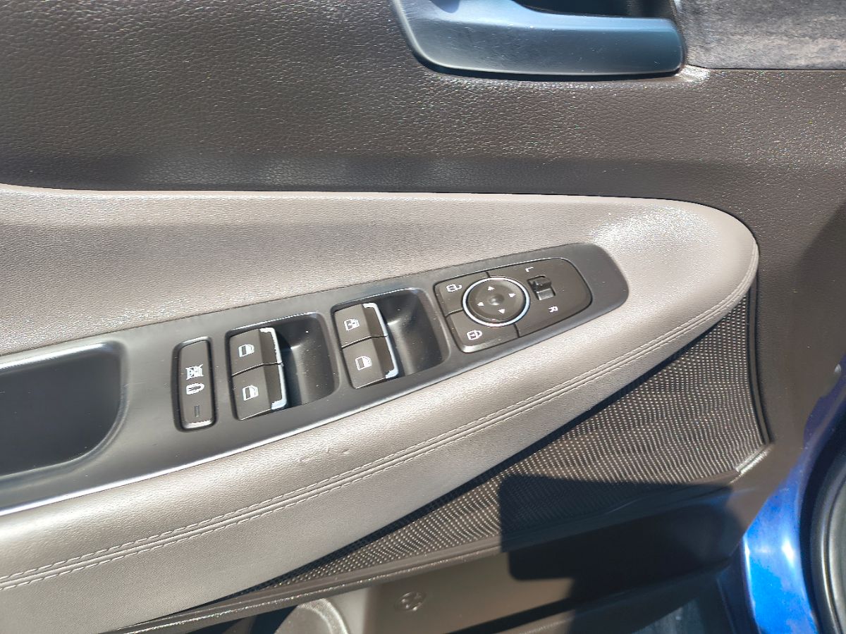 2019 Hyundai Santa Fe SE photo 28