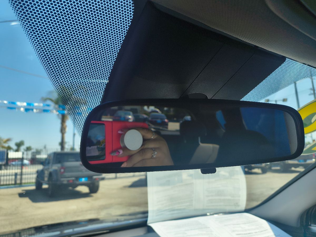 2019 Hyundai Santa Fe SE photo 24