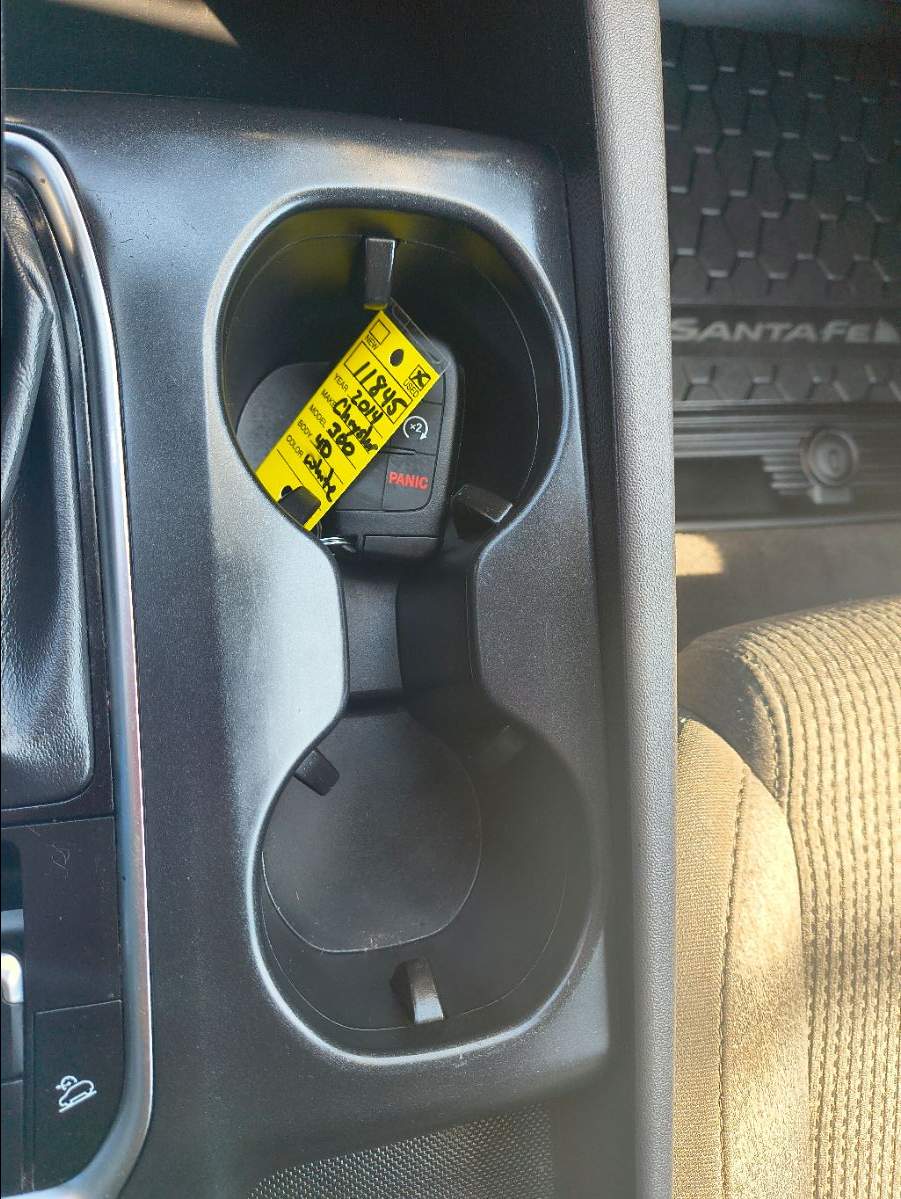 2019 Hyundai Santa Fe SE photo 18