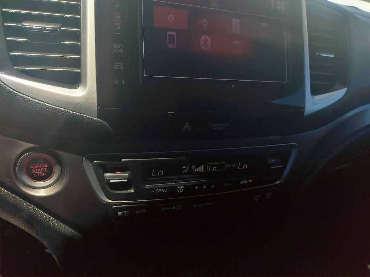 2020 Honda Ridgeline Sport photo 11