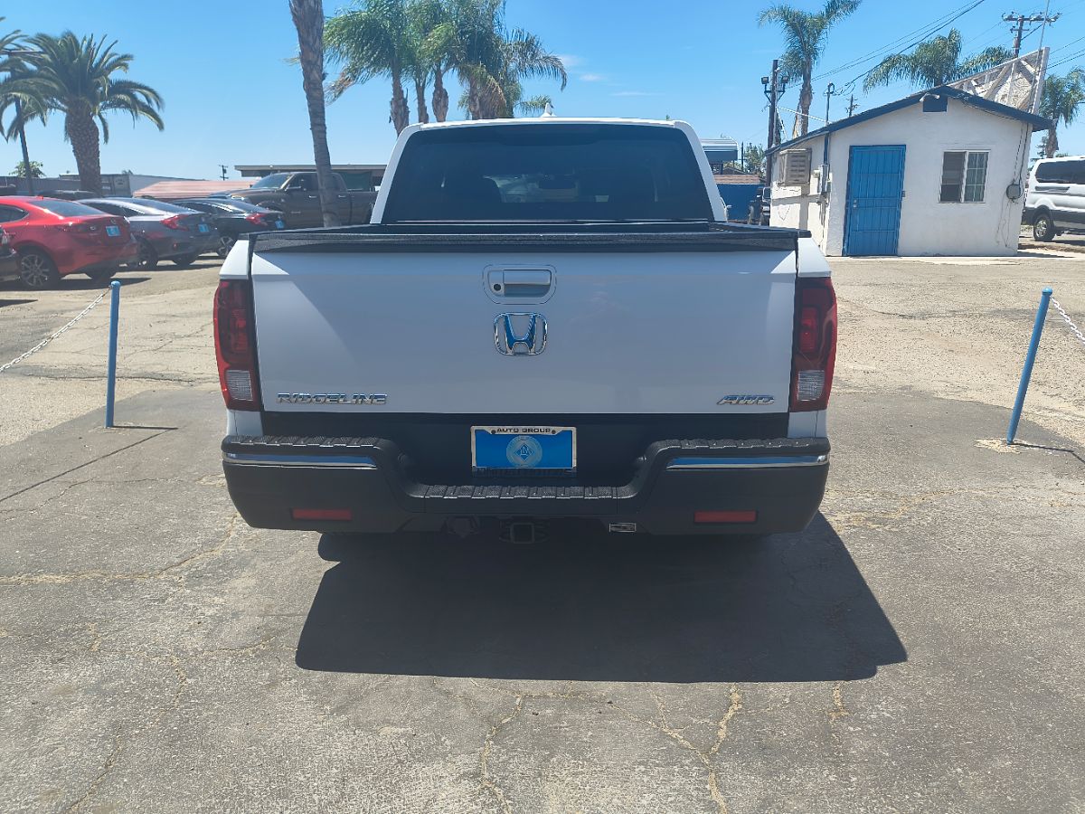 2020 Honda Ridgeline Sport photo 5
