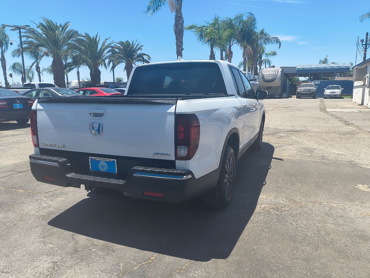 2020 Honda Ridgeline Sport photo 6