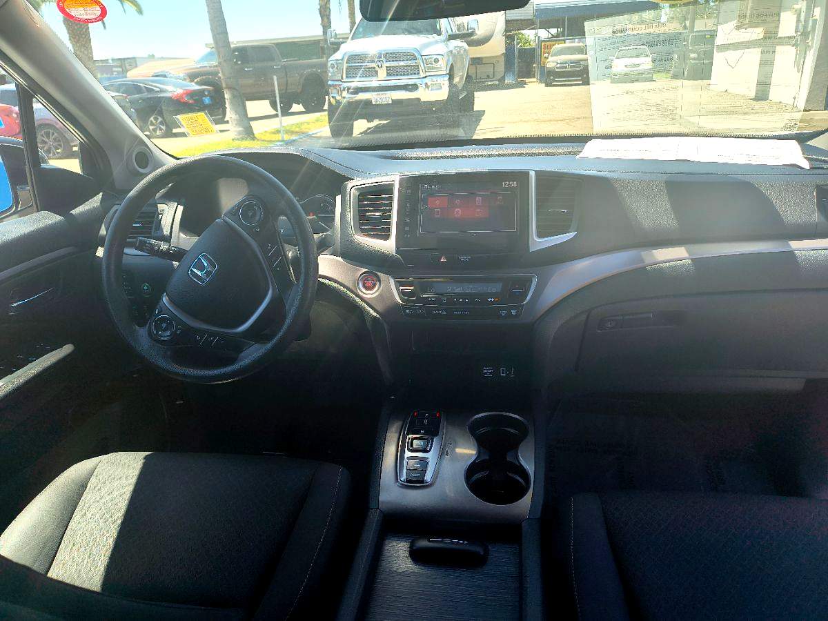2020 Honda Ridgeline Sport photo 8