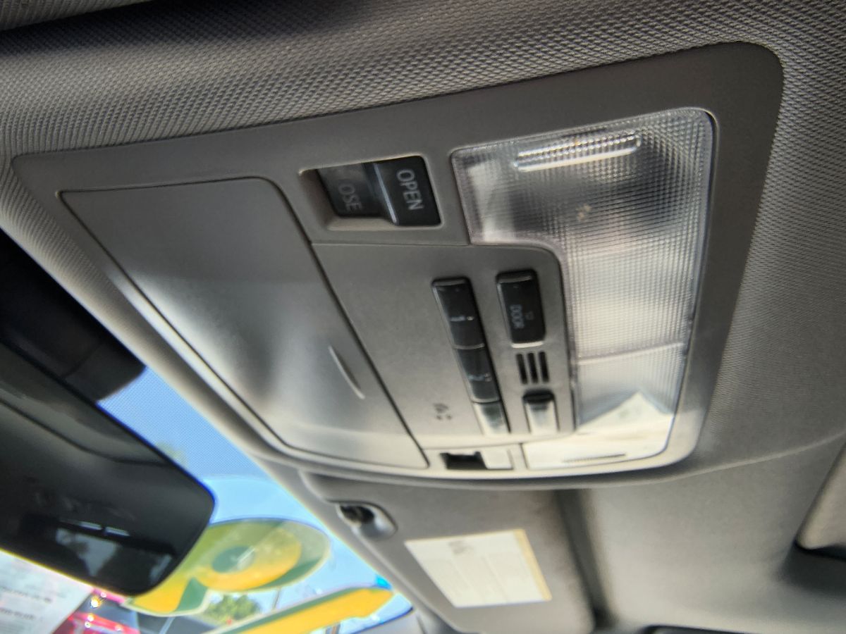 2019 Toyota Highlander Limited photo 26
