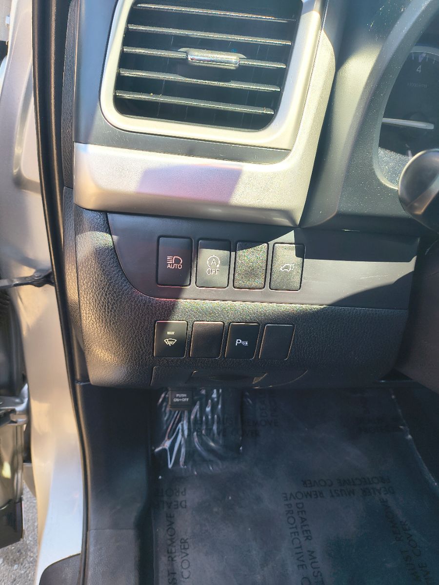 2019 Toyota Highlander Limited photo 18