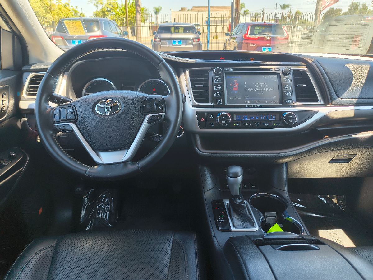 2019 Toyota Highlander Limited photo 5