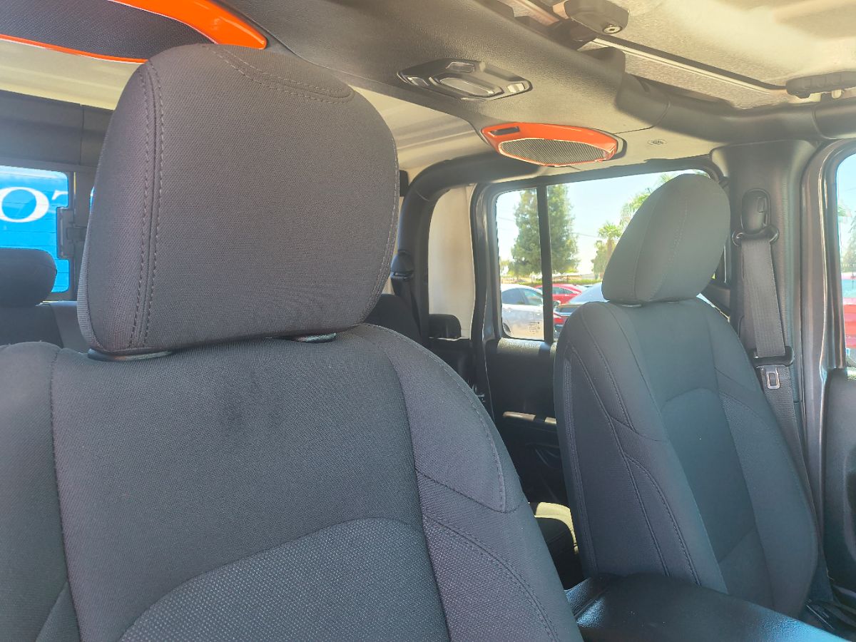2020 Jeep Gladiator Sport S photo 21