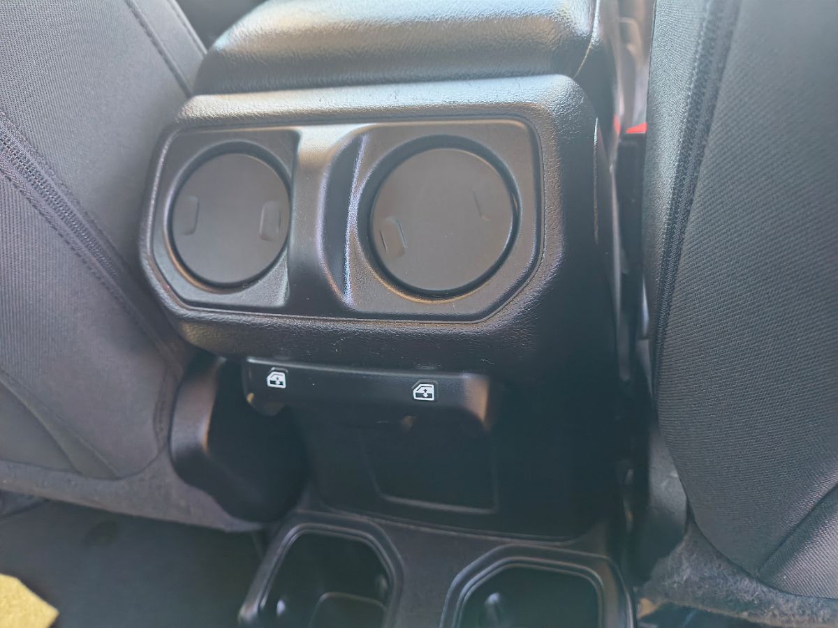2020 Jeep Gladiator Sport S photo 18