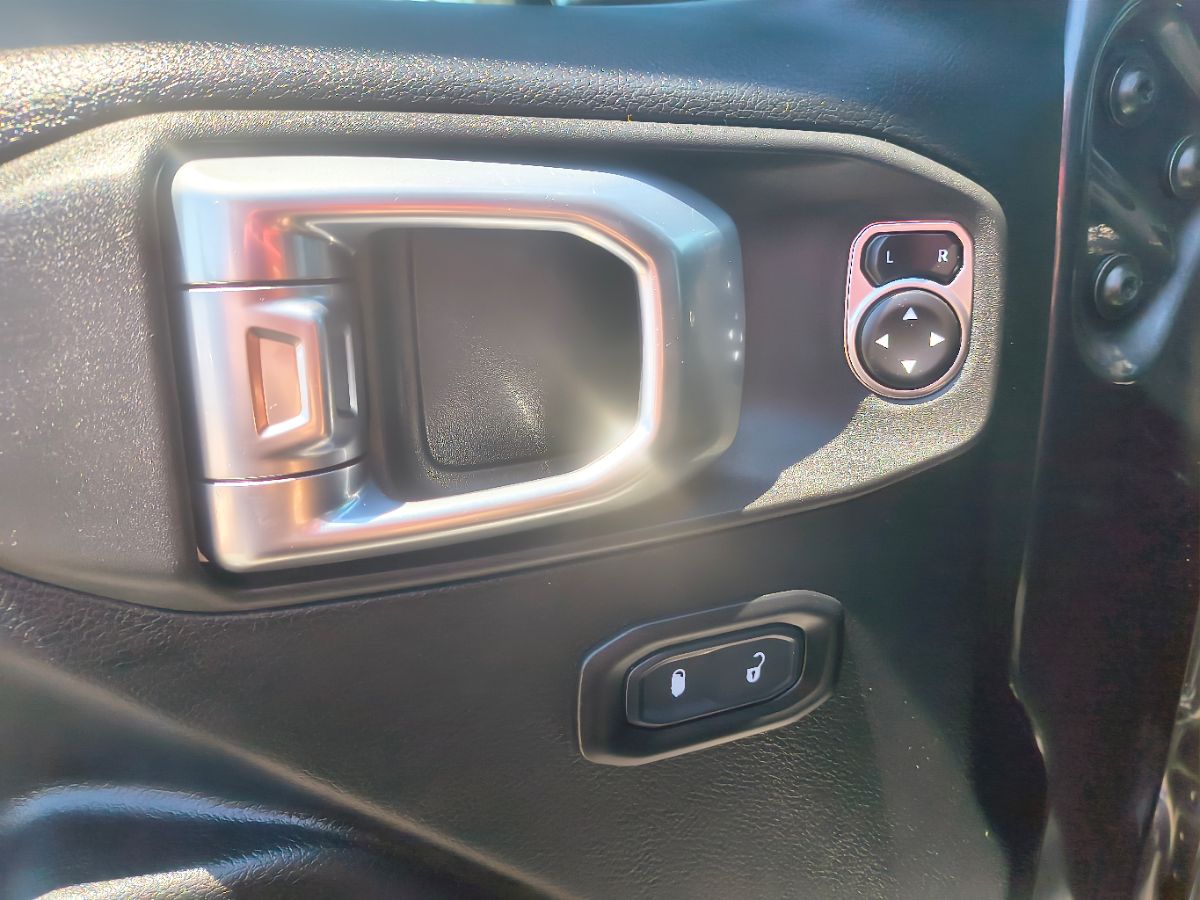 2020 Jeep Gladiator Sport S photo 26